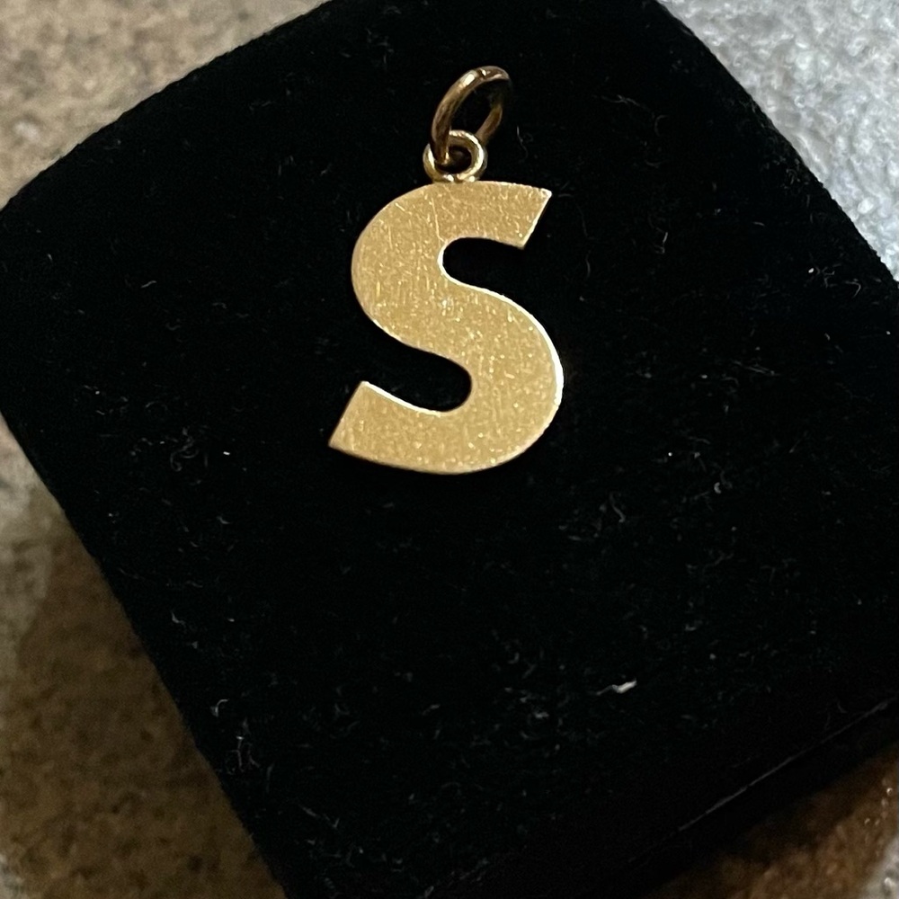 14K Gold Initial 'S' Pendant